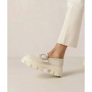 New Alohas Trailblazer Crystal Beige Leather Loafer Shoe Sz EU 36 US 6
